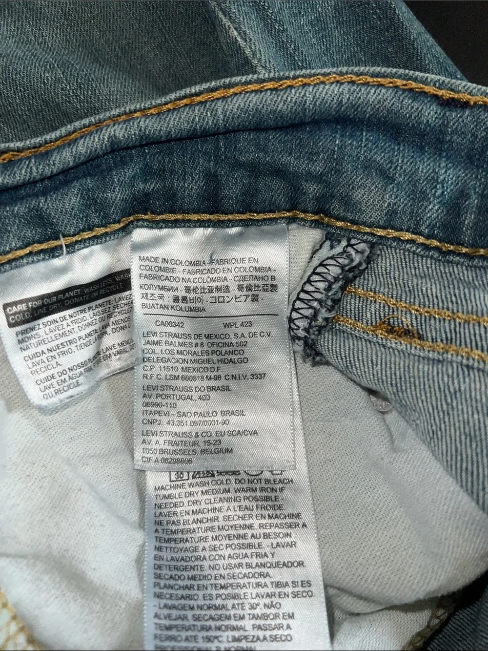 Levi's Men's Light Blue Skinny Jeans Size 30x32